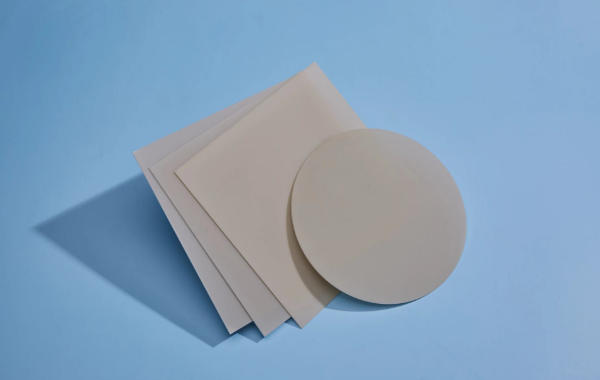 Applications de la céramique de nitrure d'aluminium